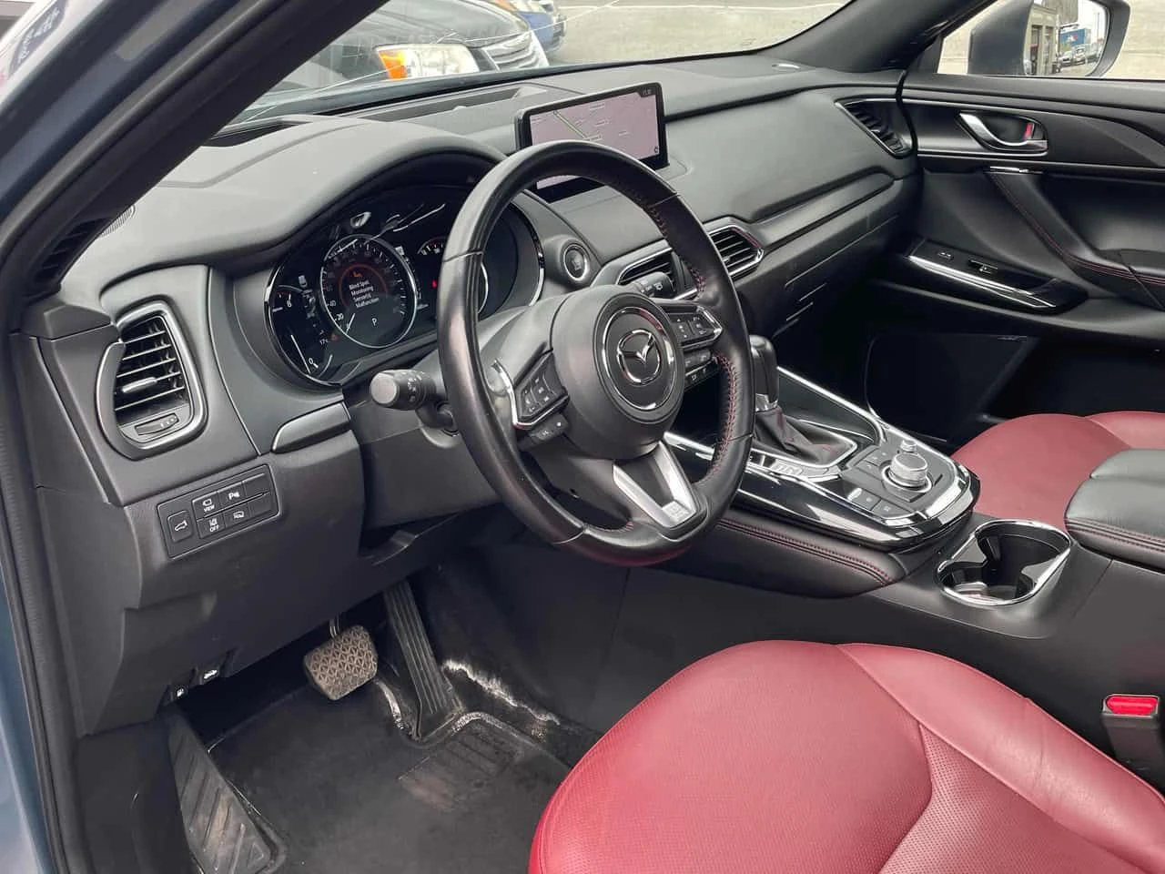 Mazda CX-9 * AWD * 7 МЕСТЕН * ДИСТРОНИК * 360 * ОБДУХВАНЕ, снимка 5 - Автомобили и джипове - 54562793