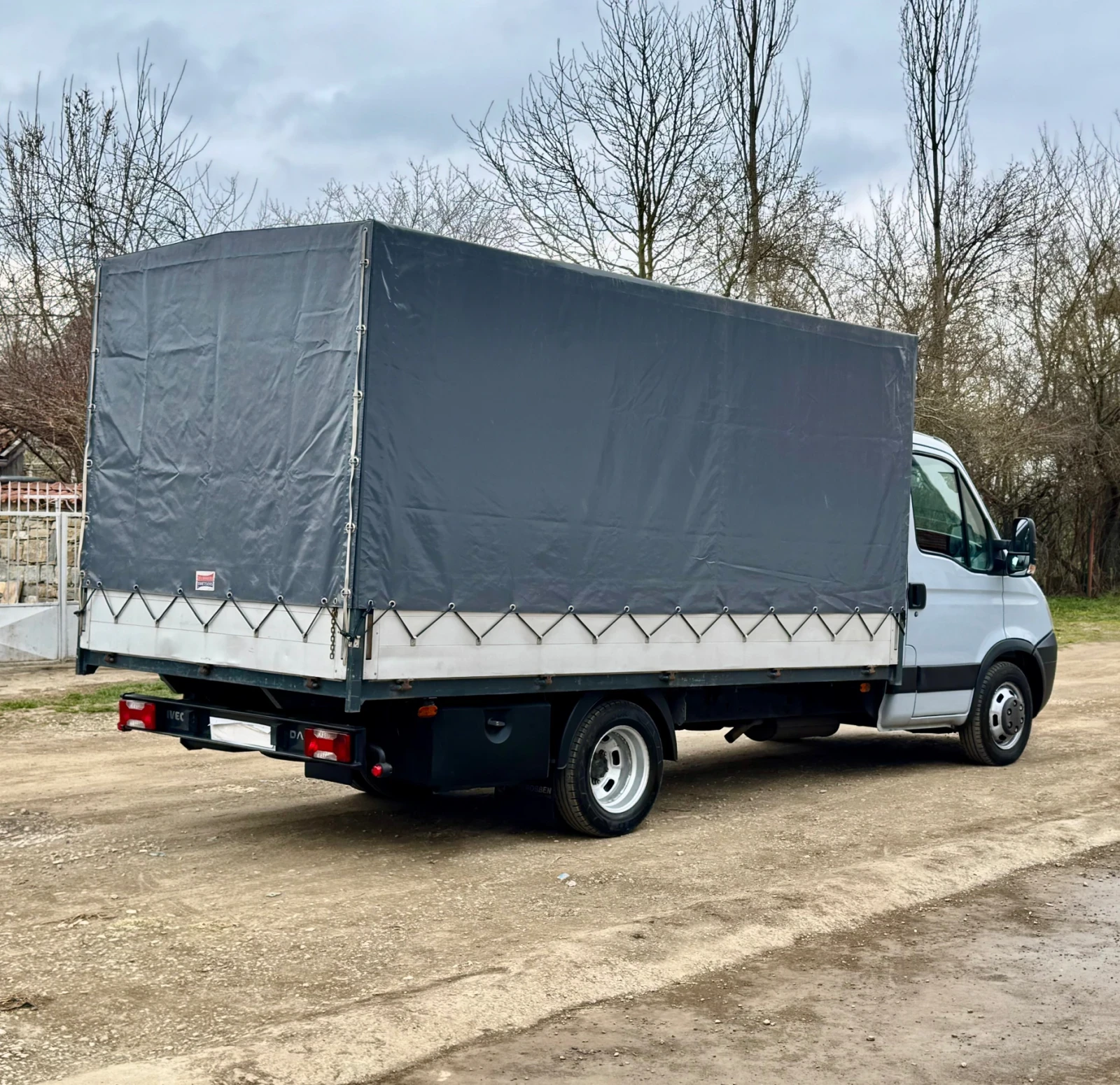 Iveco Daily 3.0* 170 000хил.км* БОРДОВИ+ БРЕЗЕНТ* БЛОКАЖ, снимка 7 - Бусове и автобуси - 53968738