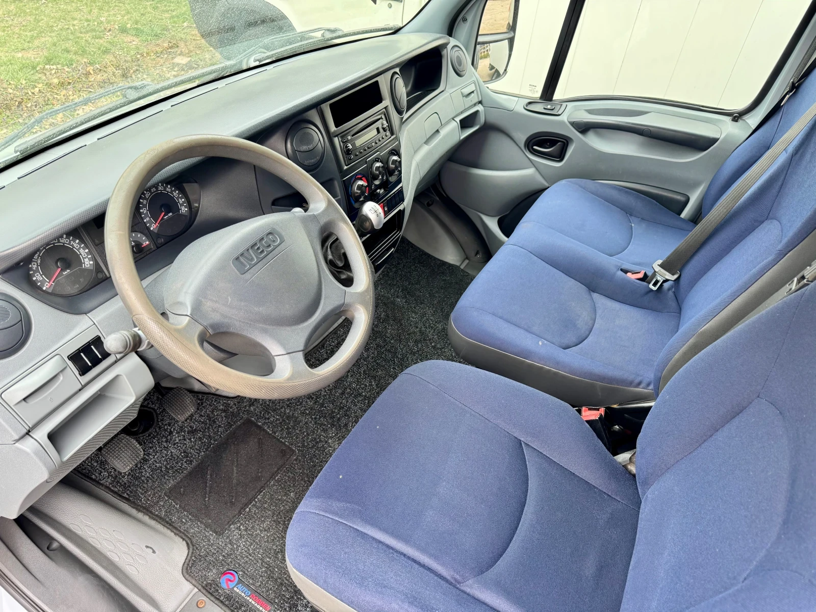 Iveco Daily 3.0* 170 000хил.км* БОРДОВИ+ БРЕЗЕНТ* БЛОКАЖ, снимка 12 - Бусове и автобуси - 53968738