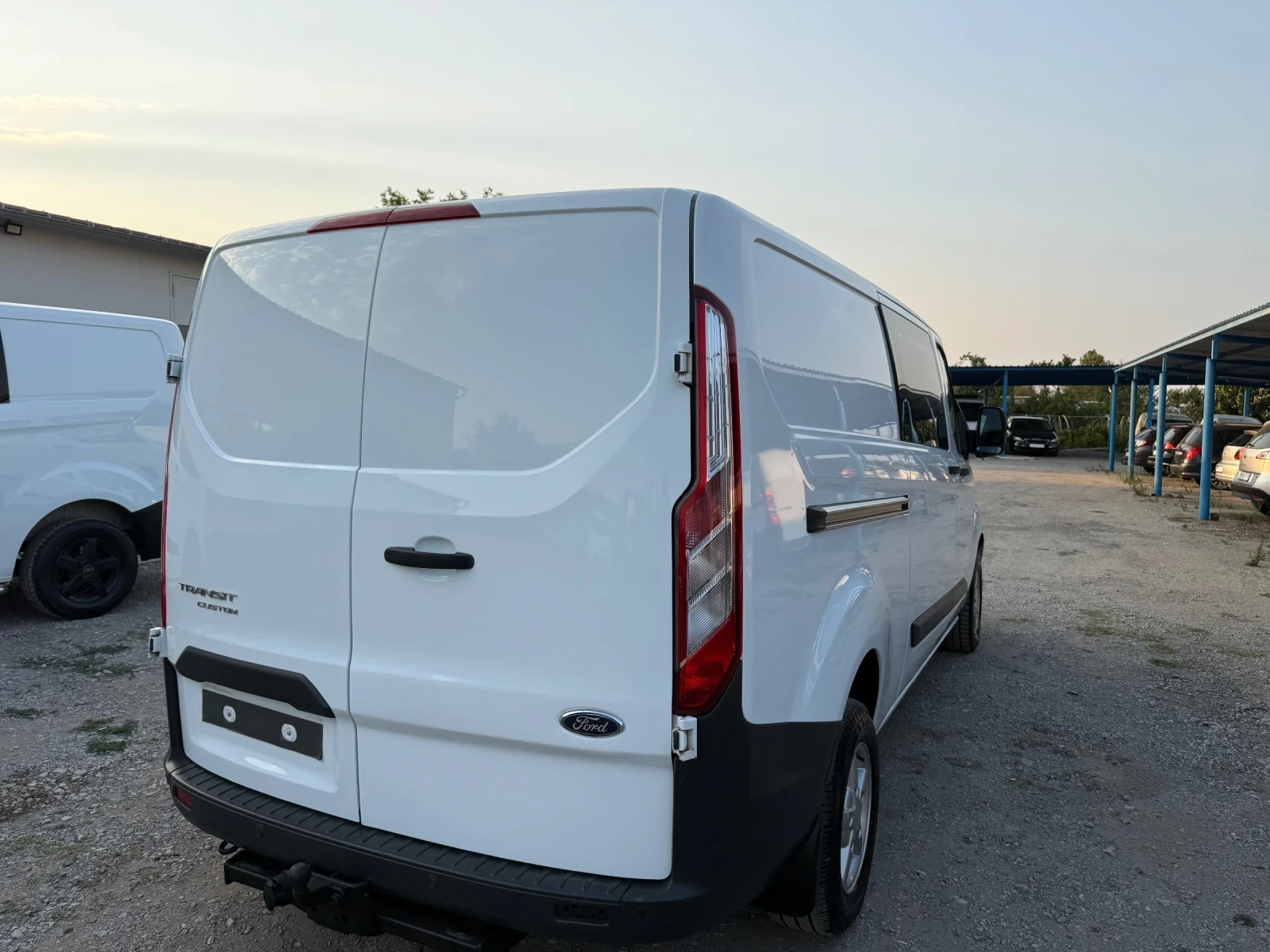 Ford Transit Custom 2.0, снимка 5 - Бусове и автобуси - 55711649