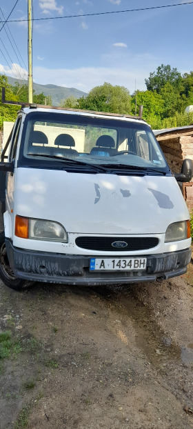  Ford Transit