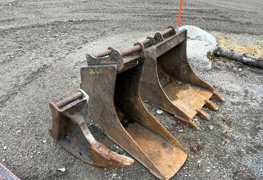 Багер Cat 303.5E CR, снимка 4 - Индустриална техника - 55900075