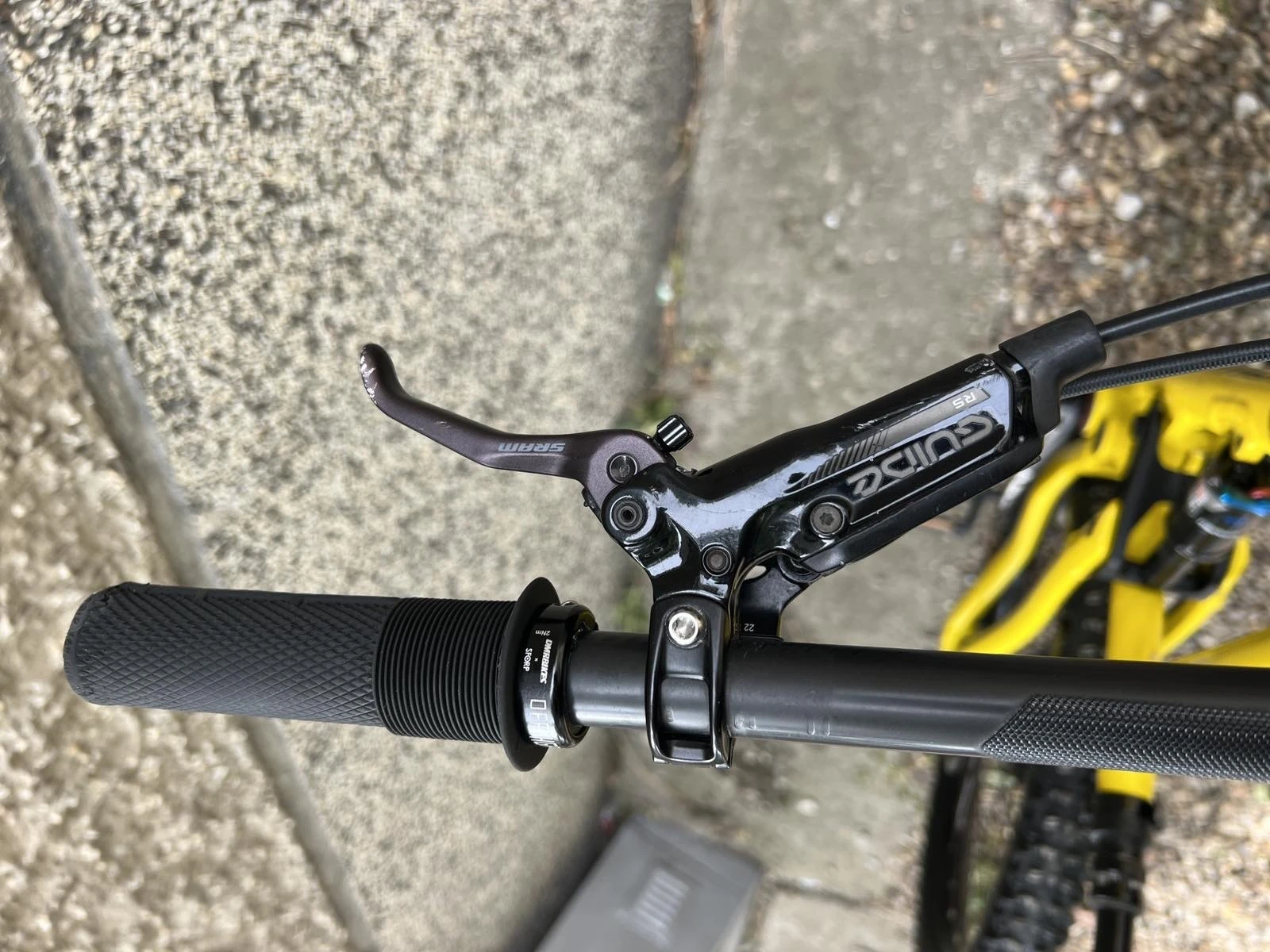  Supreme Junior | Mobile.bg   15