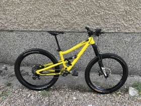   Commencal