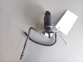 Помпа чистачки Фолксваген Голф 1.4Б