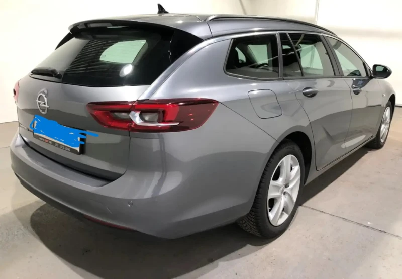 Opel Insignia 1.6 CDTI, снимка 3 - Автомобили и джипове - 46970491