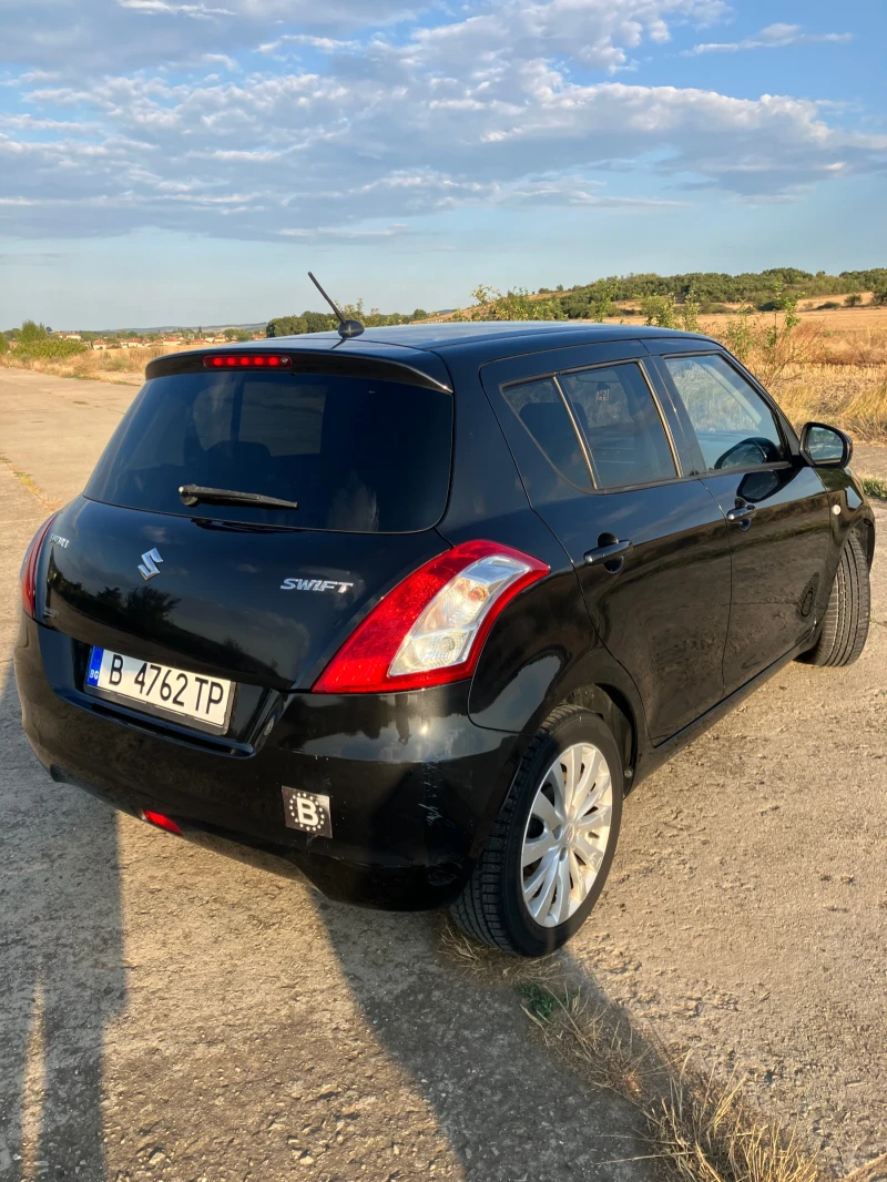 Suzuki Swift 1.3 инжекция, снимка 8 - Автомобили и джипове - 47318110