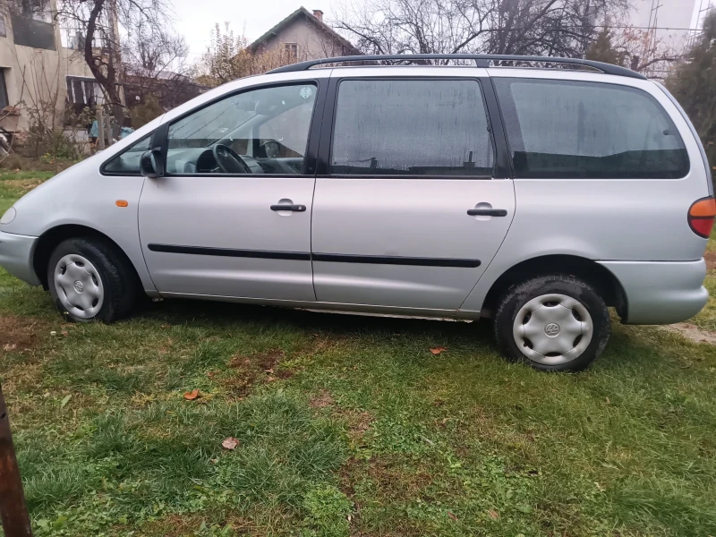 VW Sharan На метан, снимка 2 - Автомобили и джипове - 48831024