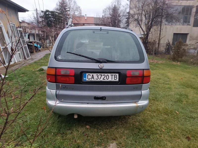 VW Sharan На метан, снимка 6 - Автомобили и джипове - 48831024