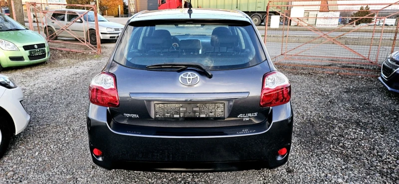 Toyota Auris FACELIFT* 1.33i* 2010г, снимка 7 - Автомобили и джипове - 48622513