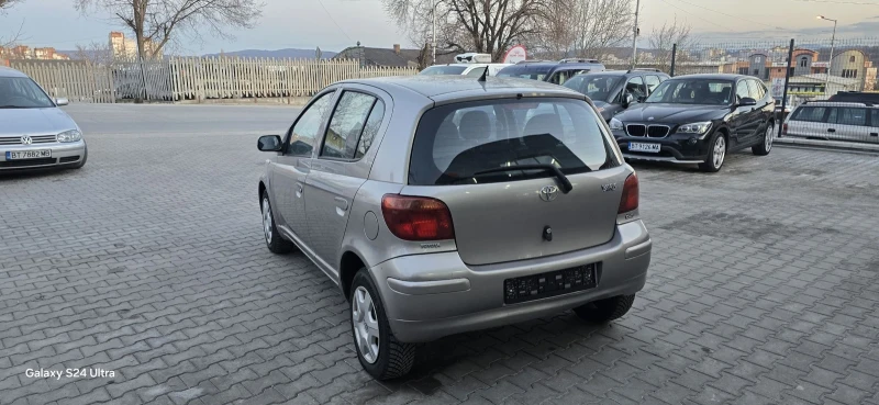 Toyota Yaris 160000km, снимка 6 - Автомобили и джипове - 48921170