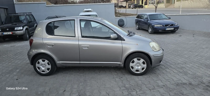 Toyota Yaris 160000km, снимка 4 - Автомобили и джипове - 48921170