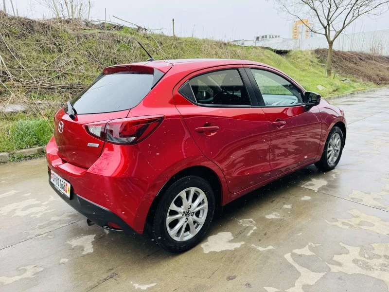 Mazda 2 1.5i Swiss, снимка 5 - Автомобили и джипове - 49541249