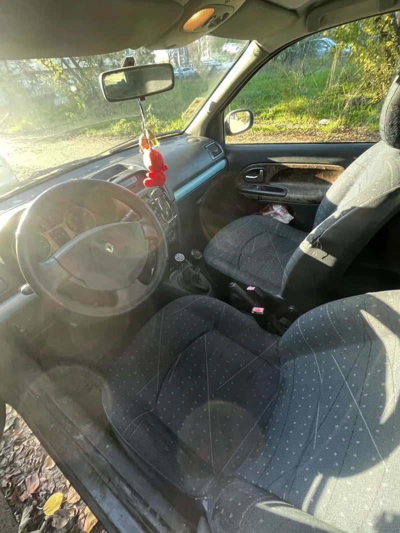 Renault Clio 1.5 dci, снимка 3 - Автомобили и джипове - 52412150
