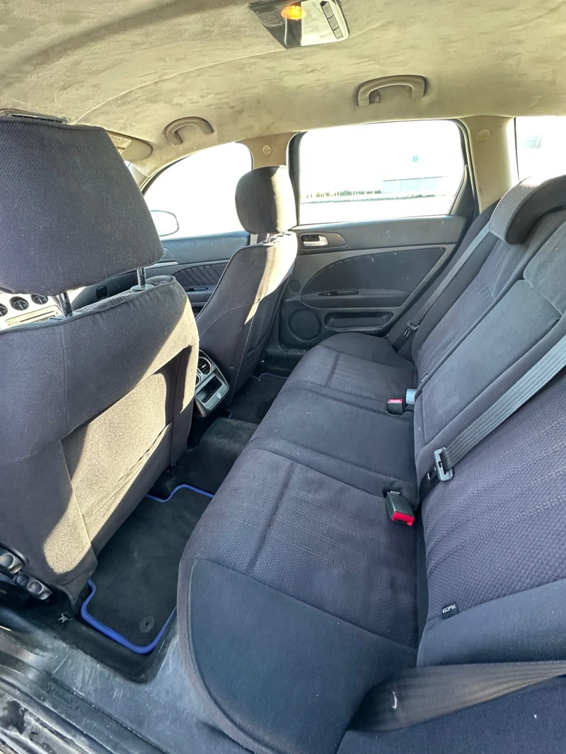 Alfa Romeo 159 sportwagon 1.9 JTDM 8V, снимка 7 - Автомобили и джипове - 52929488