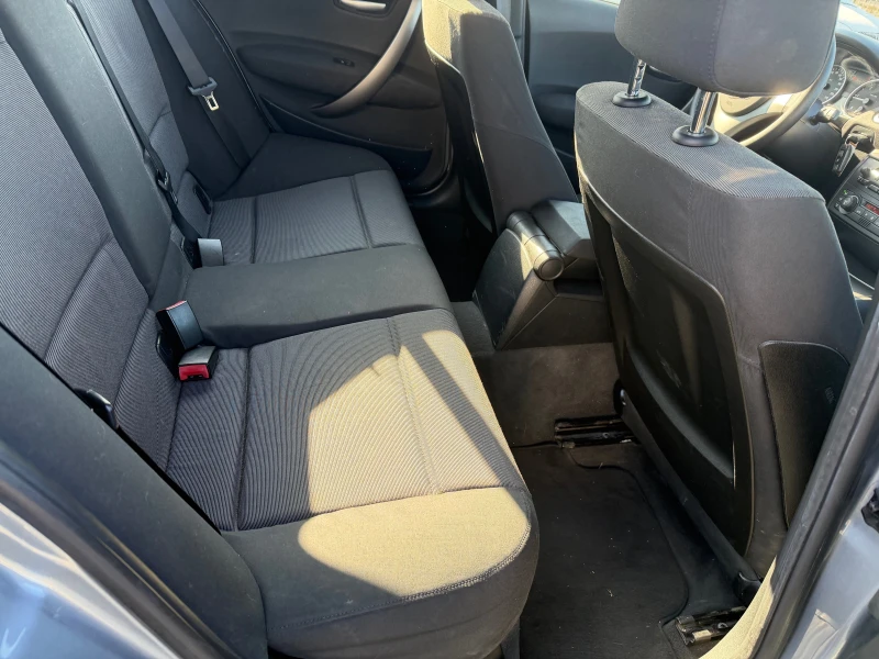 BMW 118 2.0 D, снимка 12 - Автомобили и джипове - 53131238