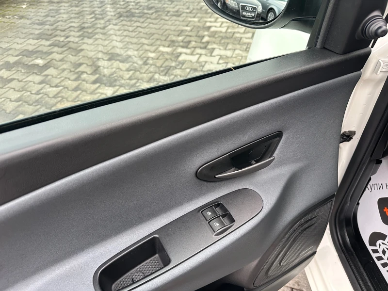 Lancia Ypsilon FACELIFT* 1.2I* EURO6B* TOP* , снимка 12 - Автомобили и джипове - 53374063