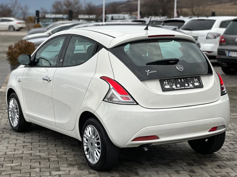 Lancia Ypsilon FACELIFT* 1.2I* EURO6B* TOP* , снимка 4 - Автомобили и джипове - 53374063
