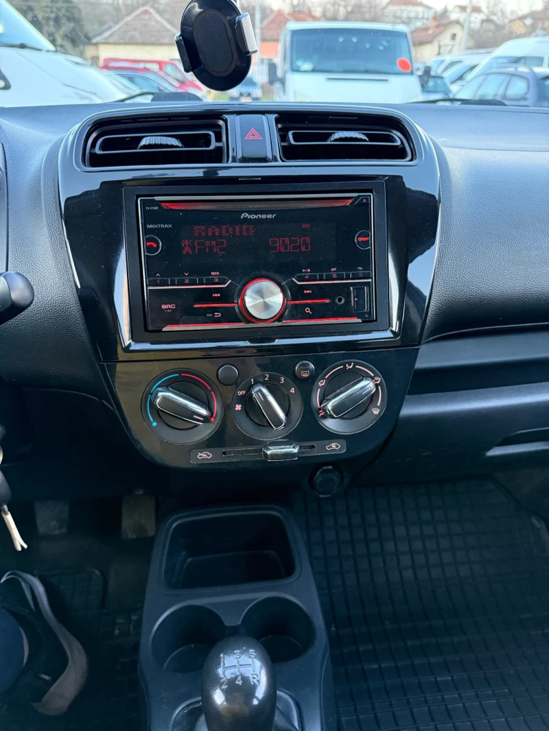 Mitsubishi Space star 1.0i FACELIFT ЛИЗИНГ, снимка 11 - Автомобили и джипове - 53502114