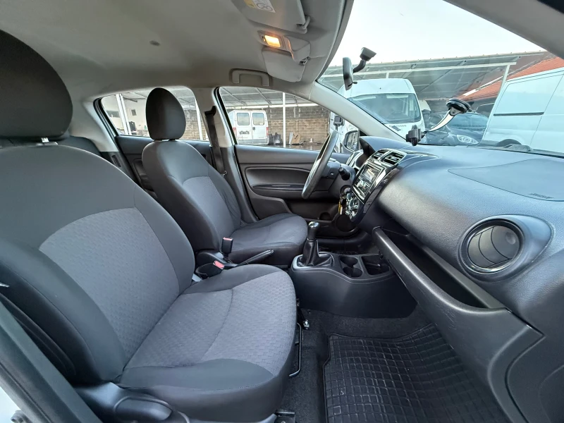 Mitsubishi Space star 1.0i FACELIFT ЛИЗИНГ, снимка 13 - Автомобили и джипове - 53502114