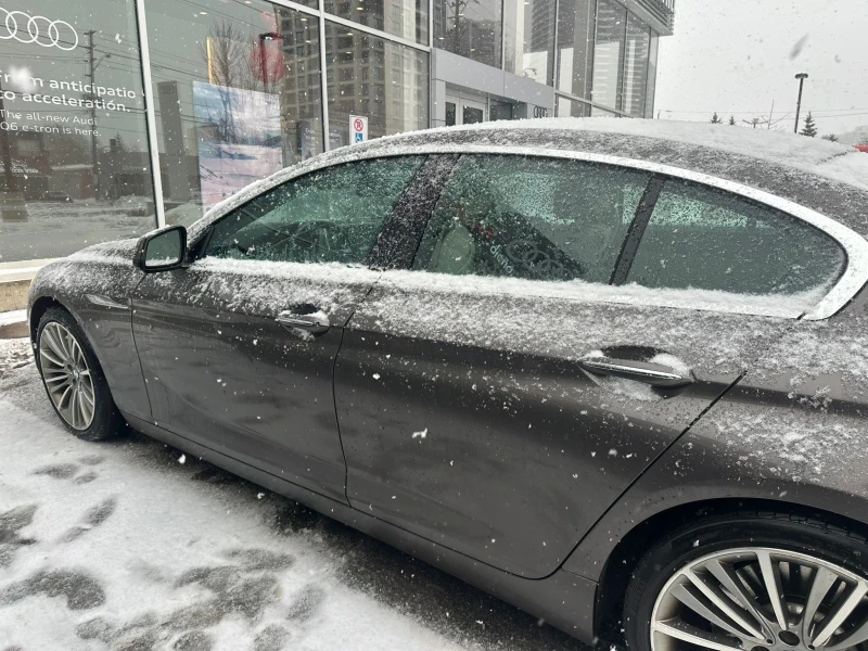 BMW 650 i X-DRIVE* KEYLESS* 360CAM* АвтоКредит(ЦЕНА ДО БГ), снимка 5 - Автомобили и джипове - 53527717