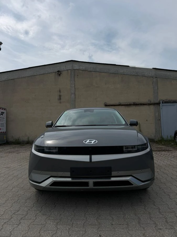 Hyundai Ioniq 5 Hyundai IONIQ 5 electric drive 239 kW Uniq 4WD, снимка 2 - Автомобили и джипове - 55499989