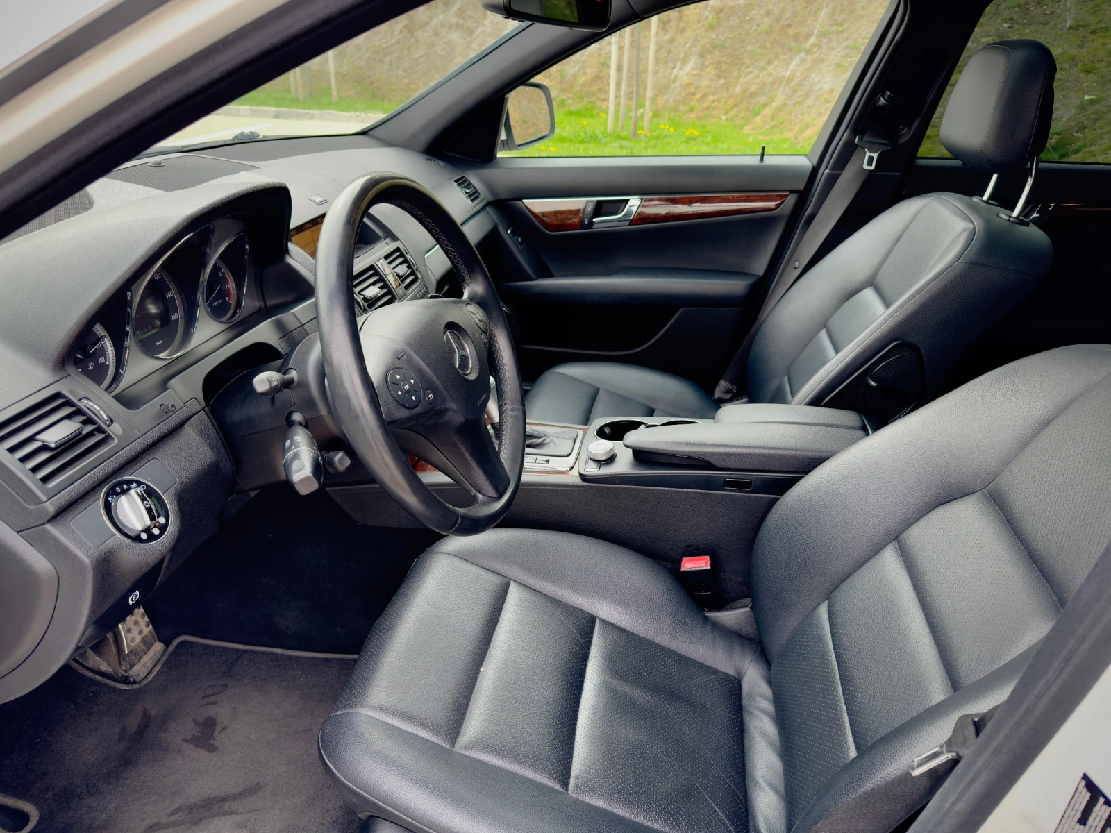 Mercedes-Benz C 300 AMG 4-matic LPG | Mobile.bg — изображение 12