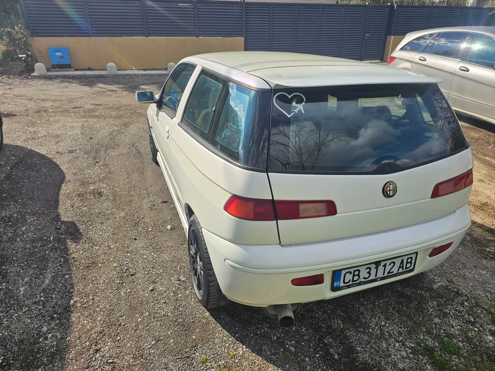 Alfa Romeo 145  - изображение 8
