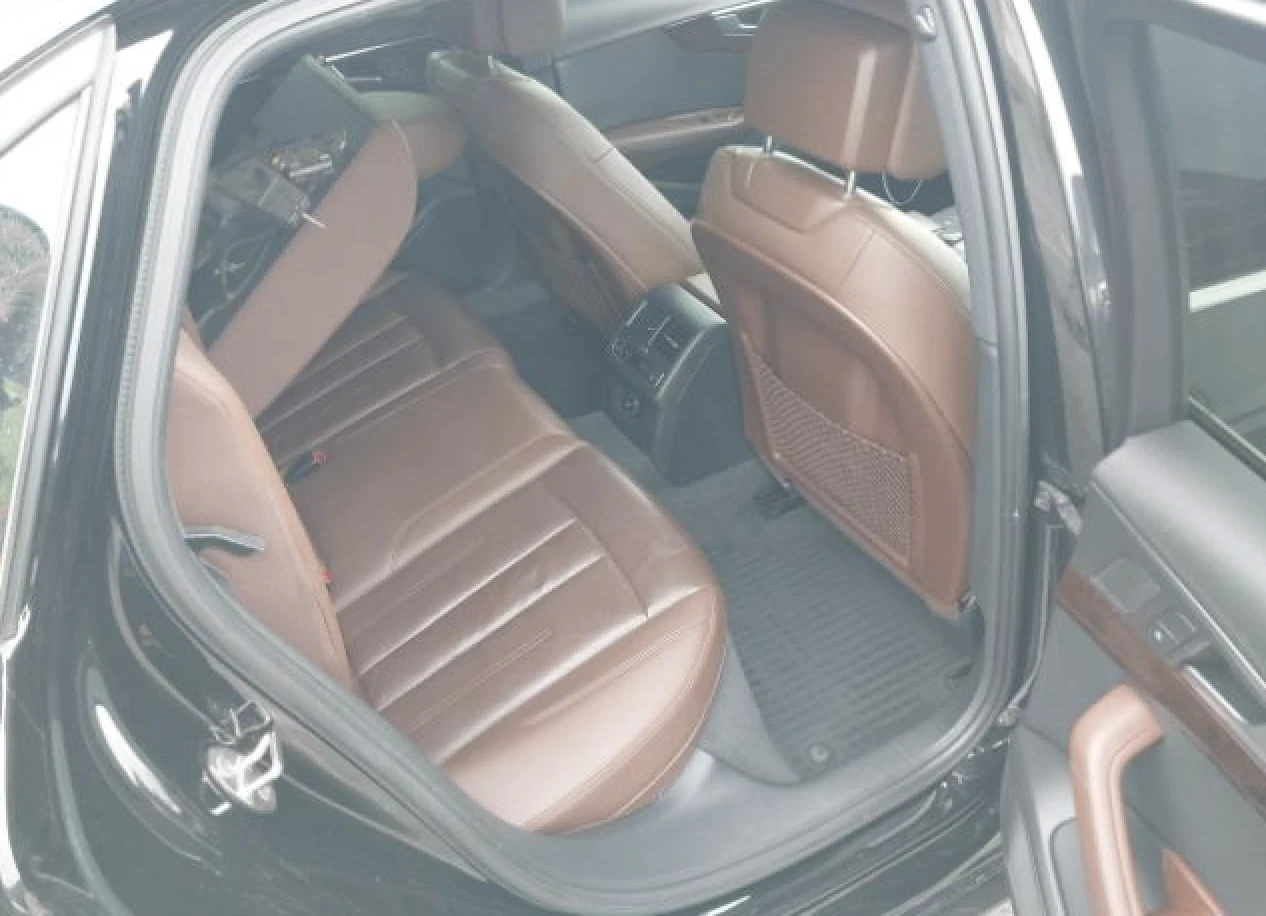 Audi A4 B&O* ПОДГРЕВ* KEYLESS* ДИГИТАЛНО ТАБЛО - изображение 8