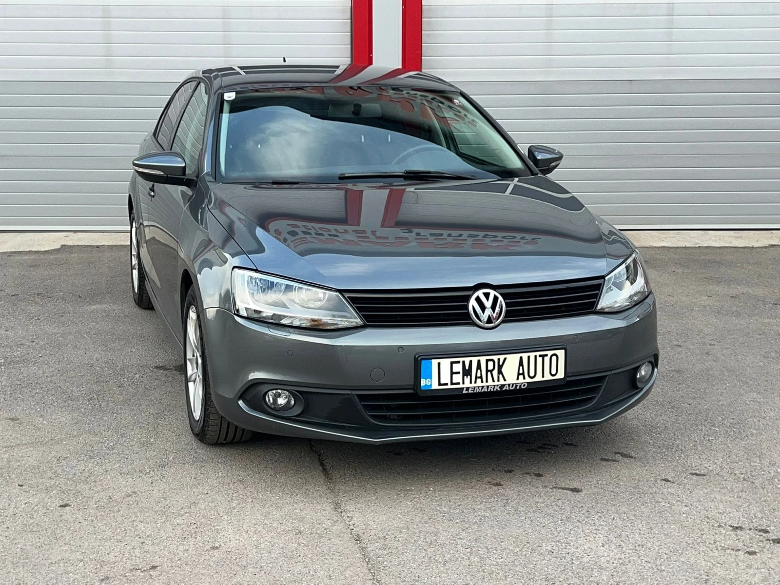 VW Jetta 1.2TSI HIGHLINE KLIMATRONIK 6-СКОРОСТИ EVRO 5A  - изображение 5