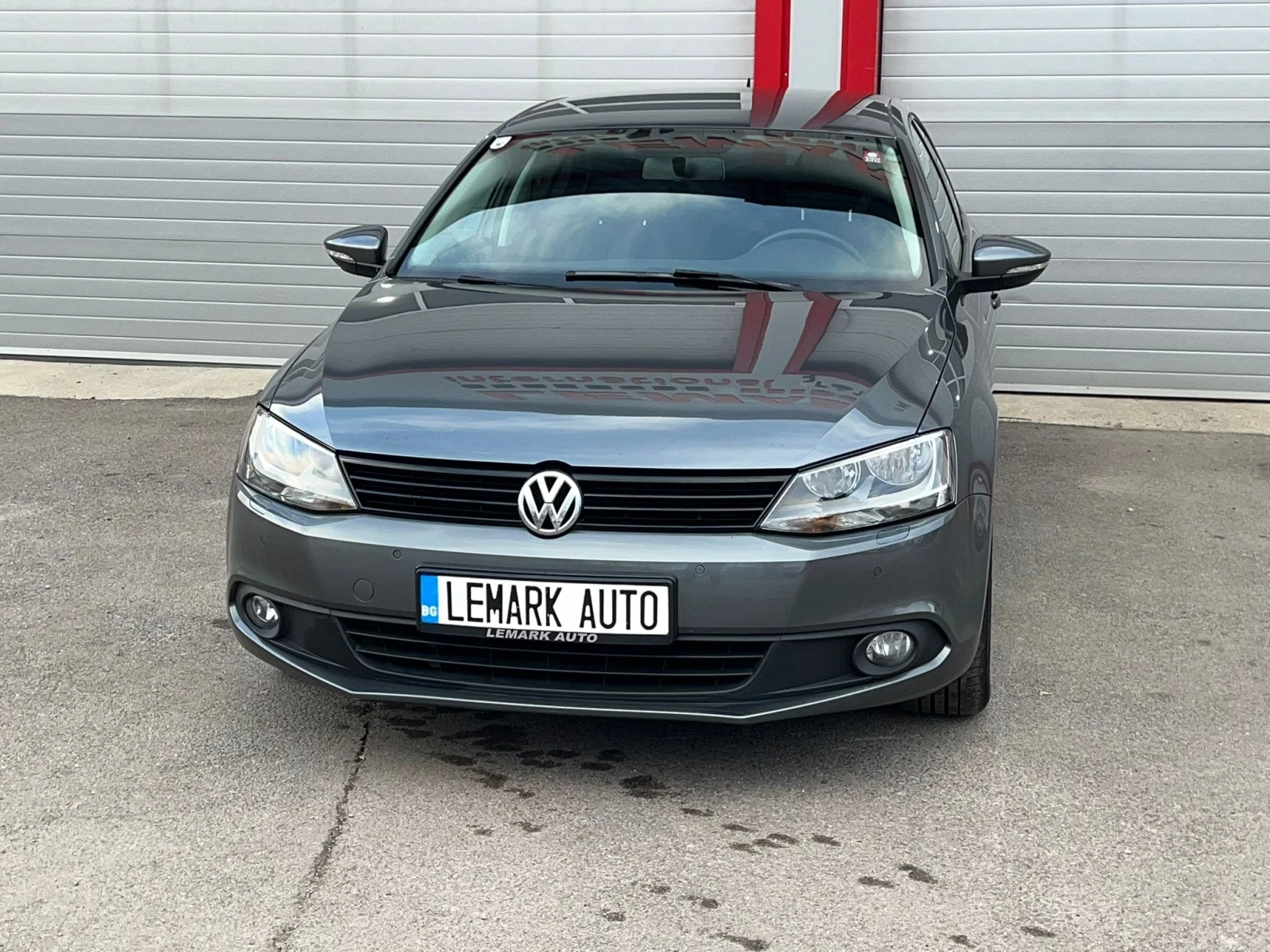 VW Jetta 1.2TSI HIGHLINE KLIMATRONIK 6-СКОРОСТИ EVRO 5A  - изображение 4