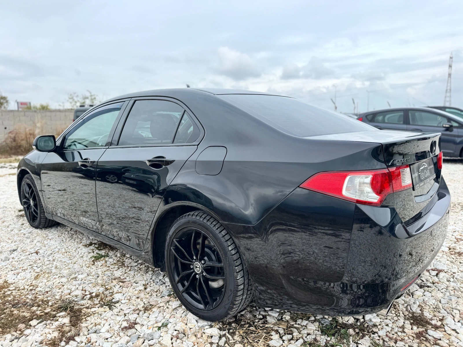 Honda Accord 2.4i-VTEC / FULL / EXECUTIVE / KOJA / NAVI /CAMERA - изображение 5