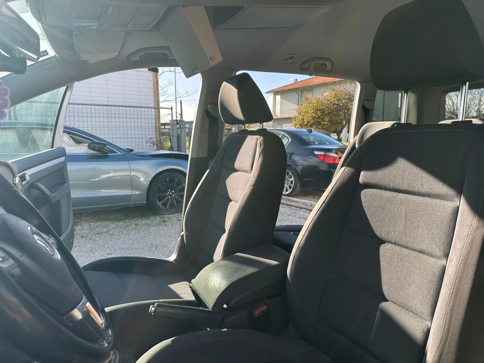 VW Touran За съединител - изображение 8