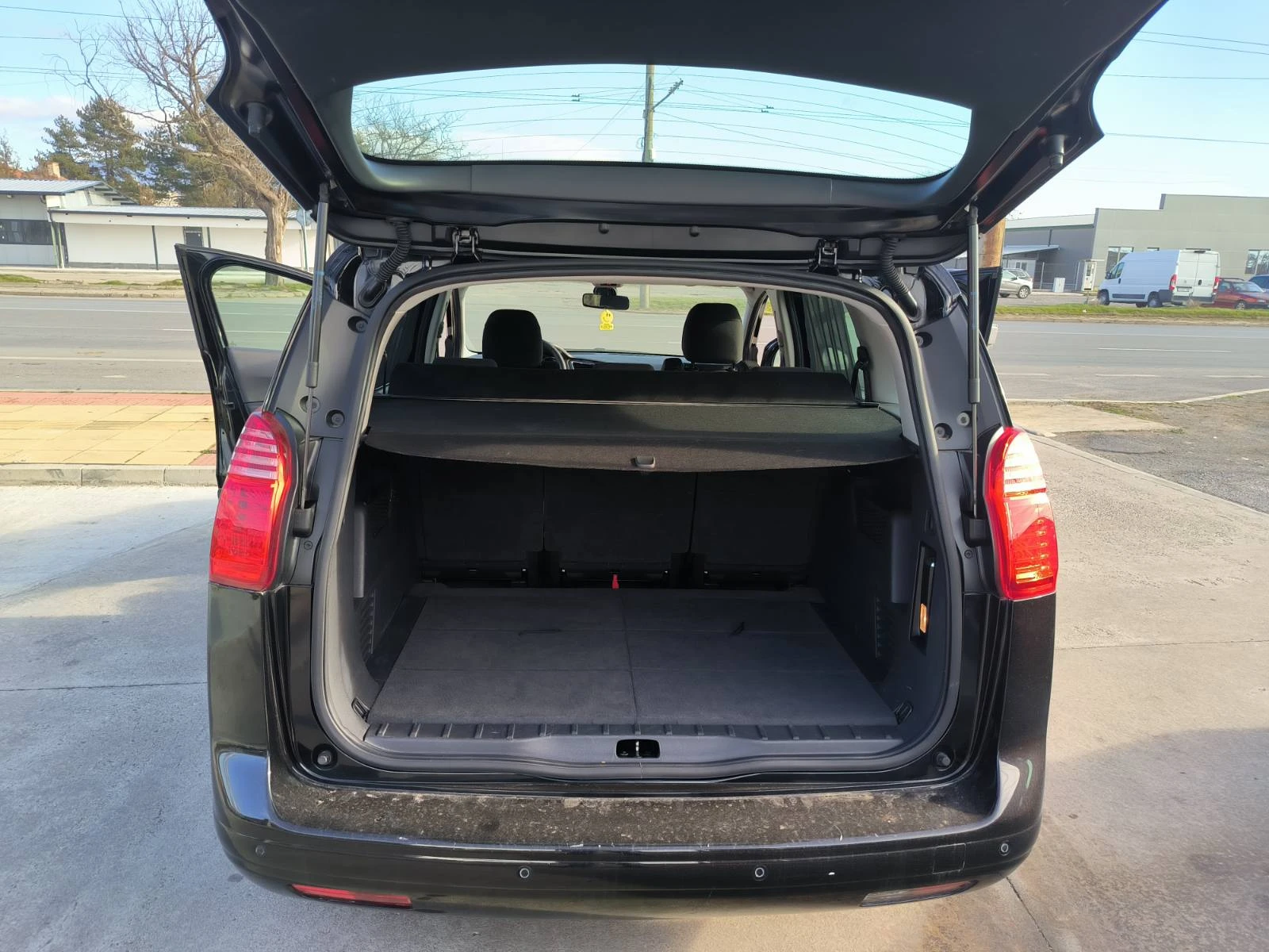 Peugeot 5008 1.6d-Euro-5A-6sk. | Mobile.bg � ����������� 11