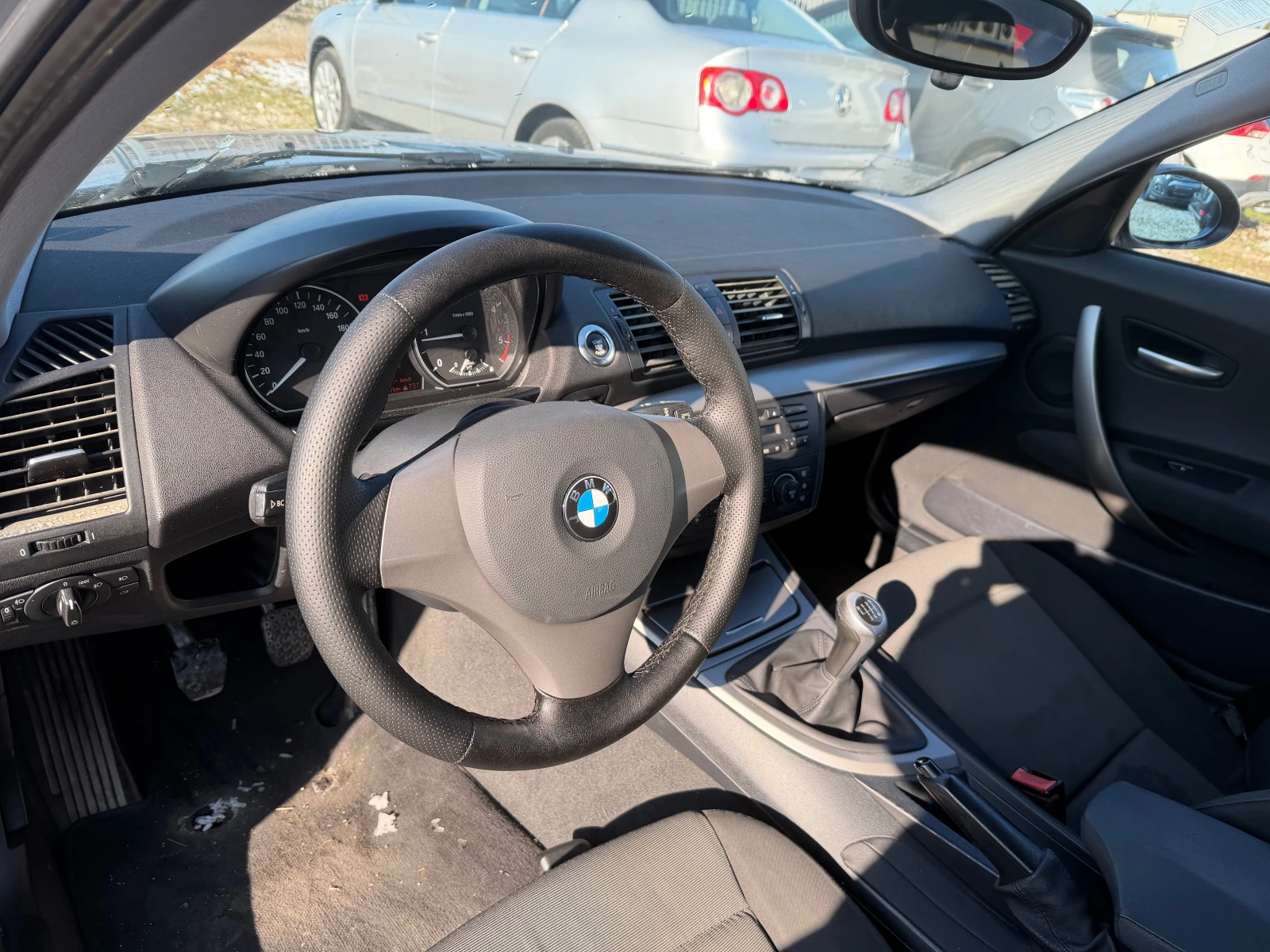 BMW 118 2.0 D - изображение 10