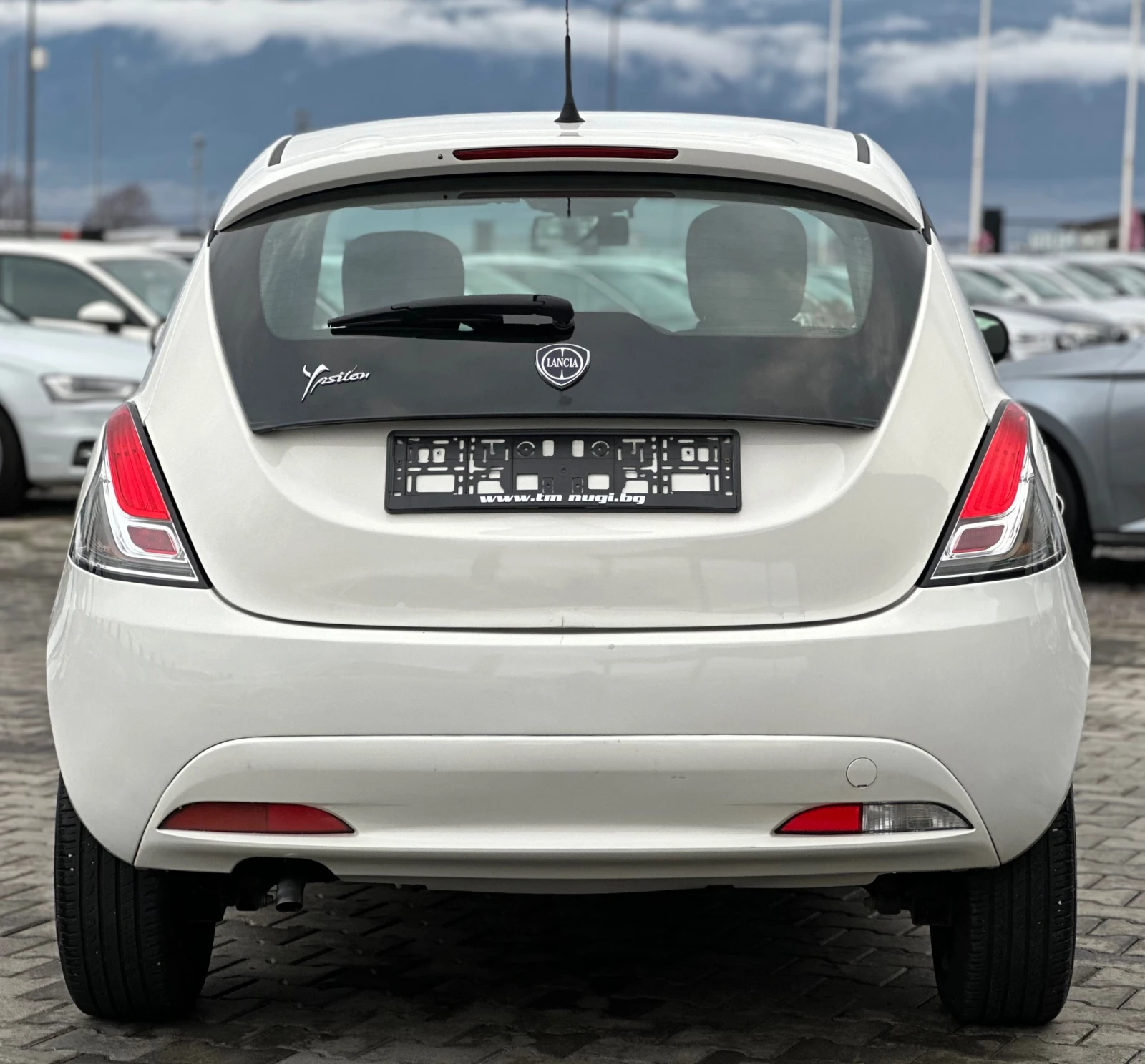 Lancia Ypsilon FACELIFT* 1.2I* EURO6B* TOP*  | Mobile.bg � ����������� 5