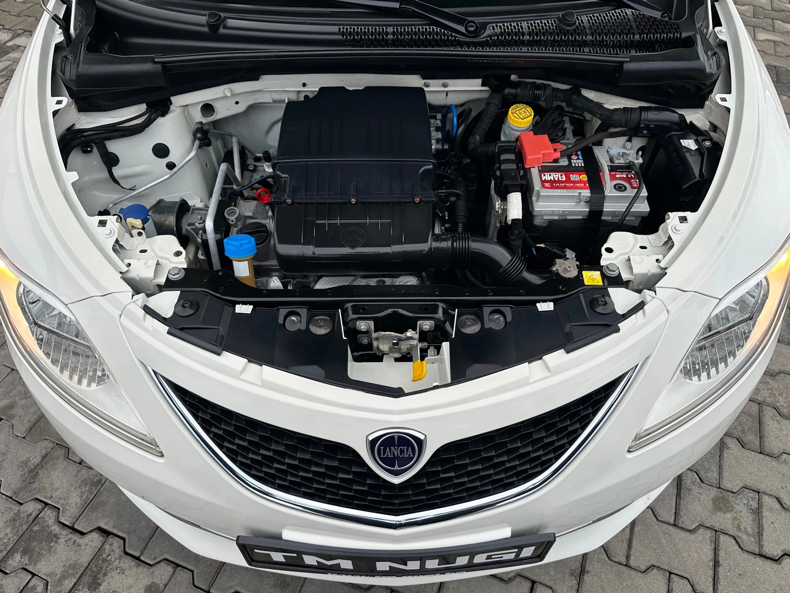 Lancia Ypsilon FACELIFT* 1.2I* EURO6B* TOP*  | Mobile.bg � ����������� 16