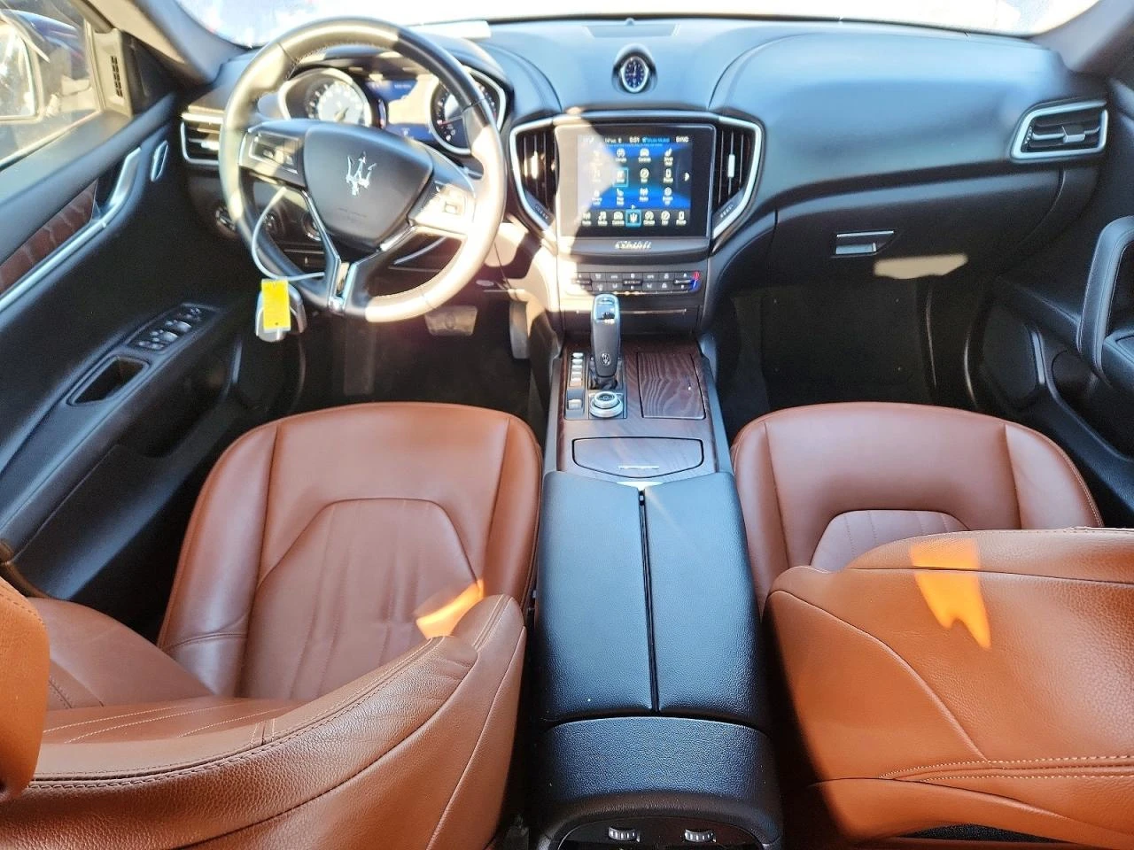 Maserati Ghibli 3l S - изображение 8