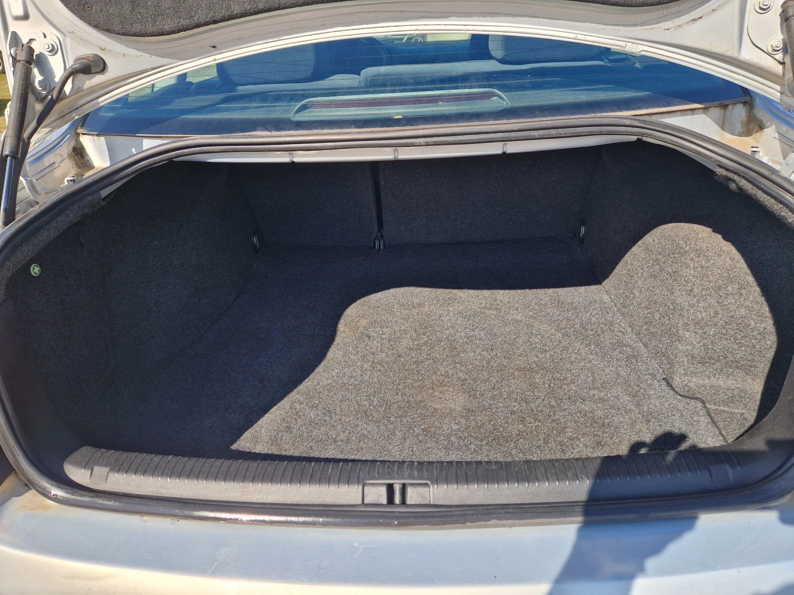 VW Passat 1.8i, 125кс, Климатик, Италия-БЕЗ РЪЖДИ. , снимка 13 - Автомобили и джипове - 53664693