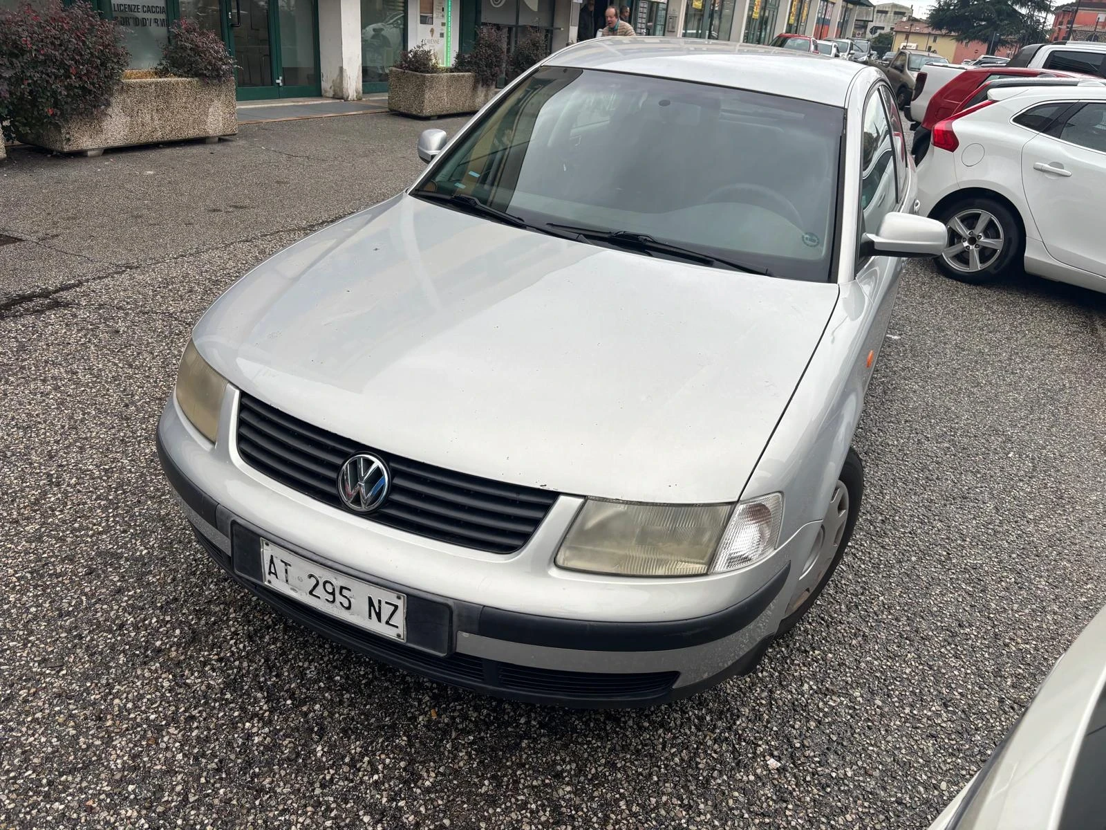 VW Passat 1.8i, 125��, ��������, ������-��� �����.  | Mobile.bg � ����������� 2