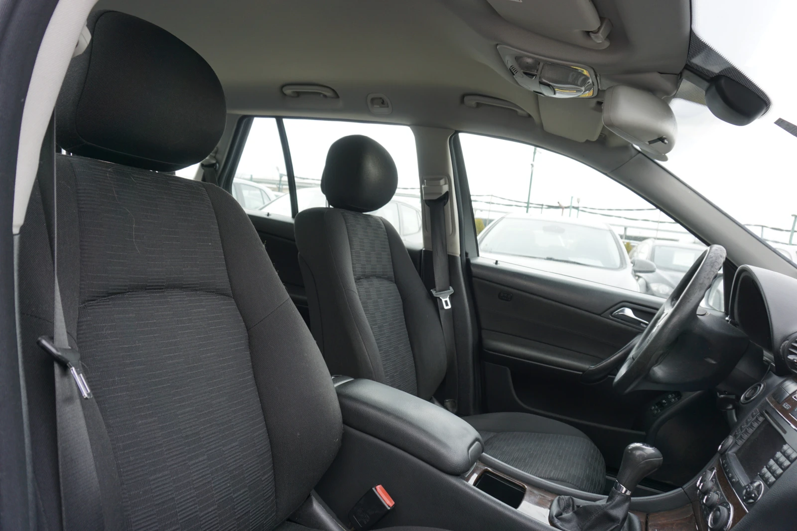 Mercedes-Benz C 200 Kompressor/Нави/Ксенон, снимка 9 - Автомобили и джипове - 53957239