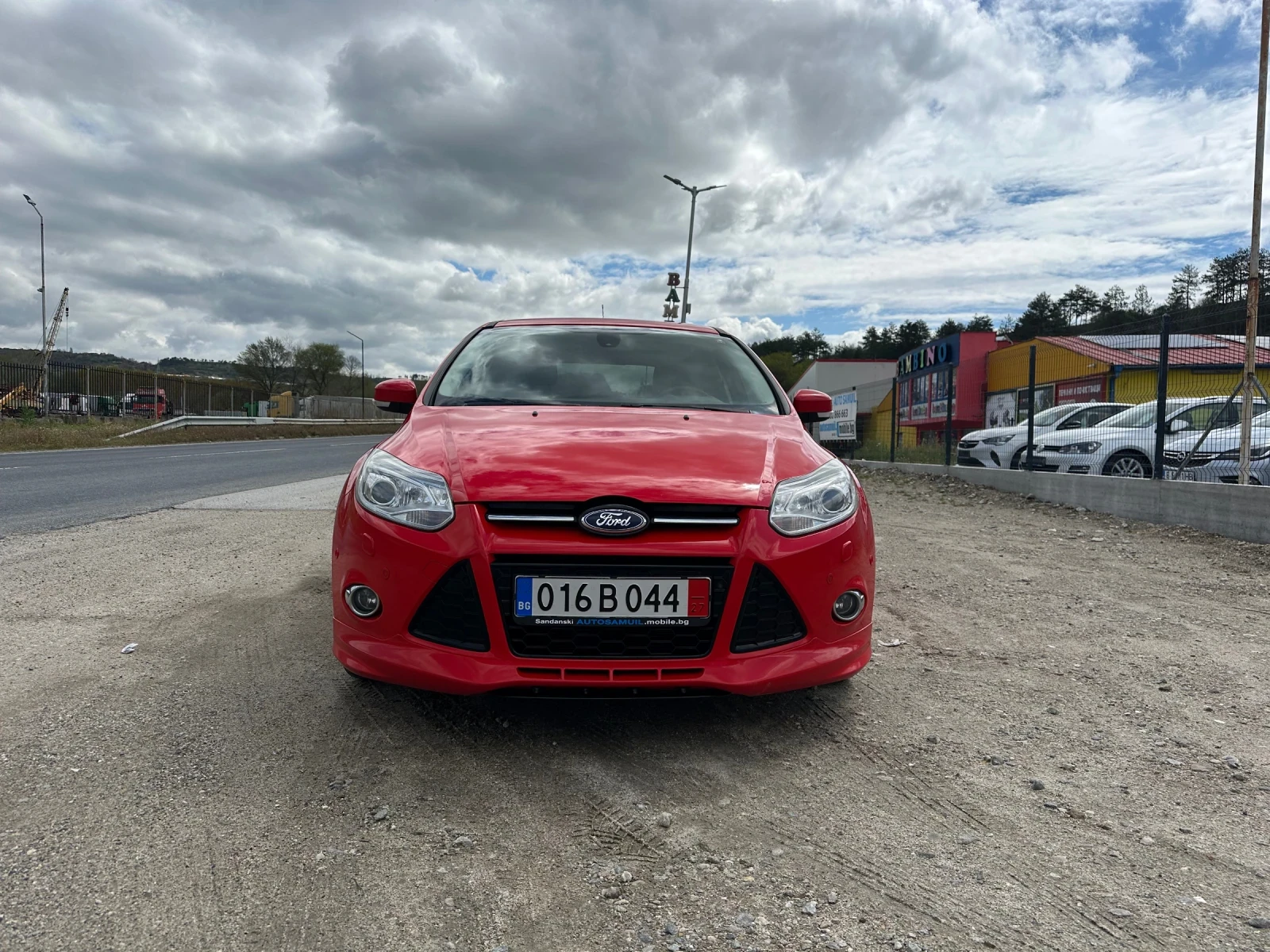 Ford Focus ST-Line 1.6TDCi 116ps Keyless NAVI, снимка 2 - Автомобили и джипове - 54082889