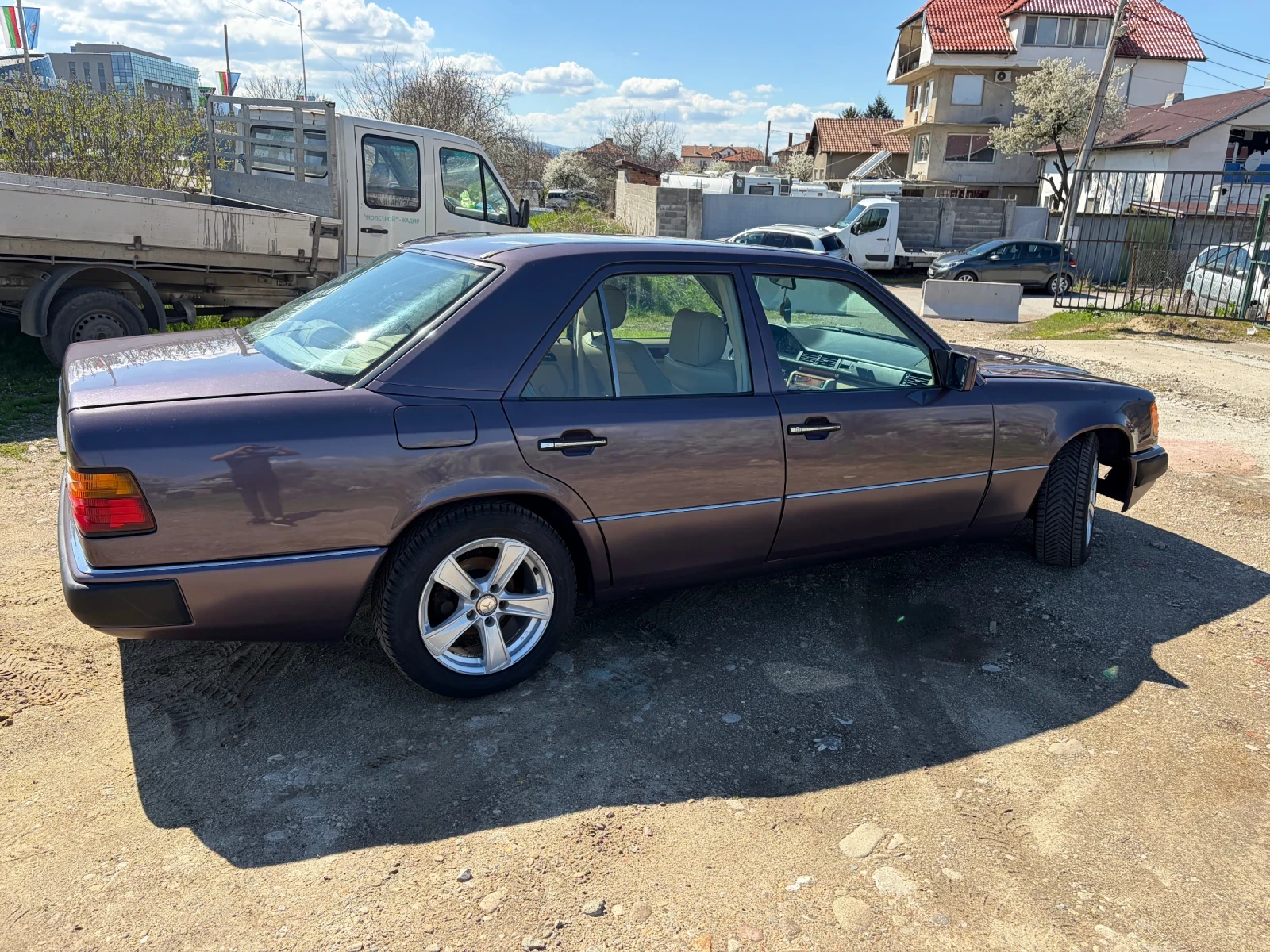 Mercedes-Benz 300, снимка 6 - Автомобили и джипове - 54098457