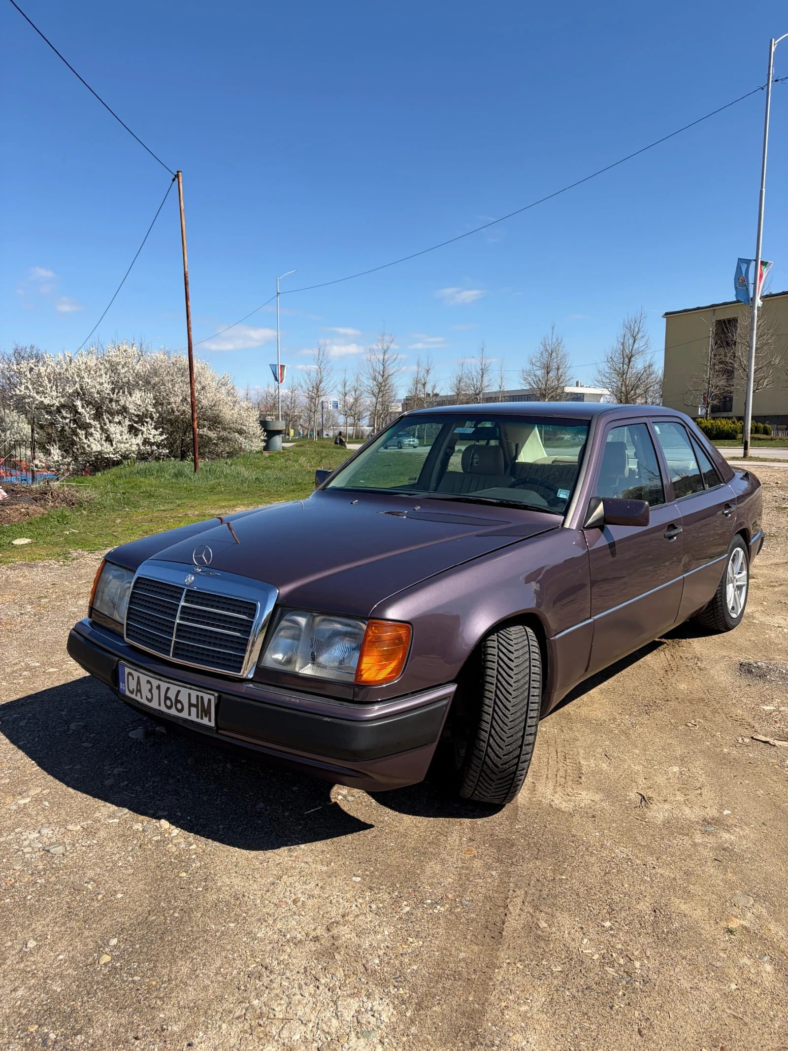 Mercedes-Benz 300, снимка 4 - Автомобили и джипове - 54098457