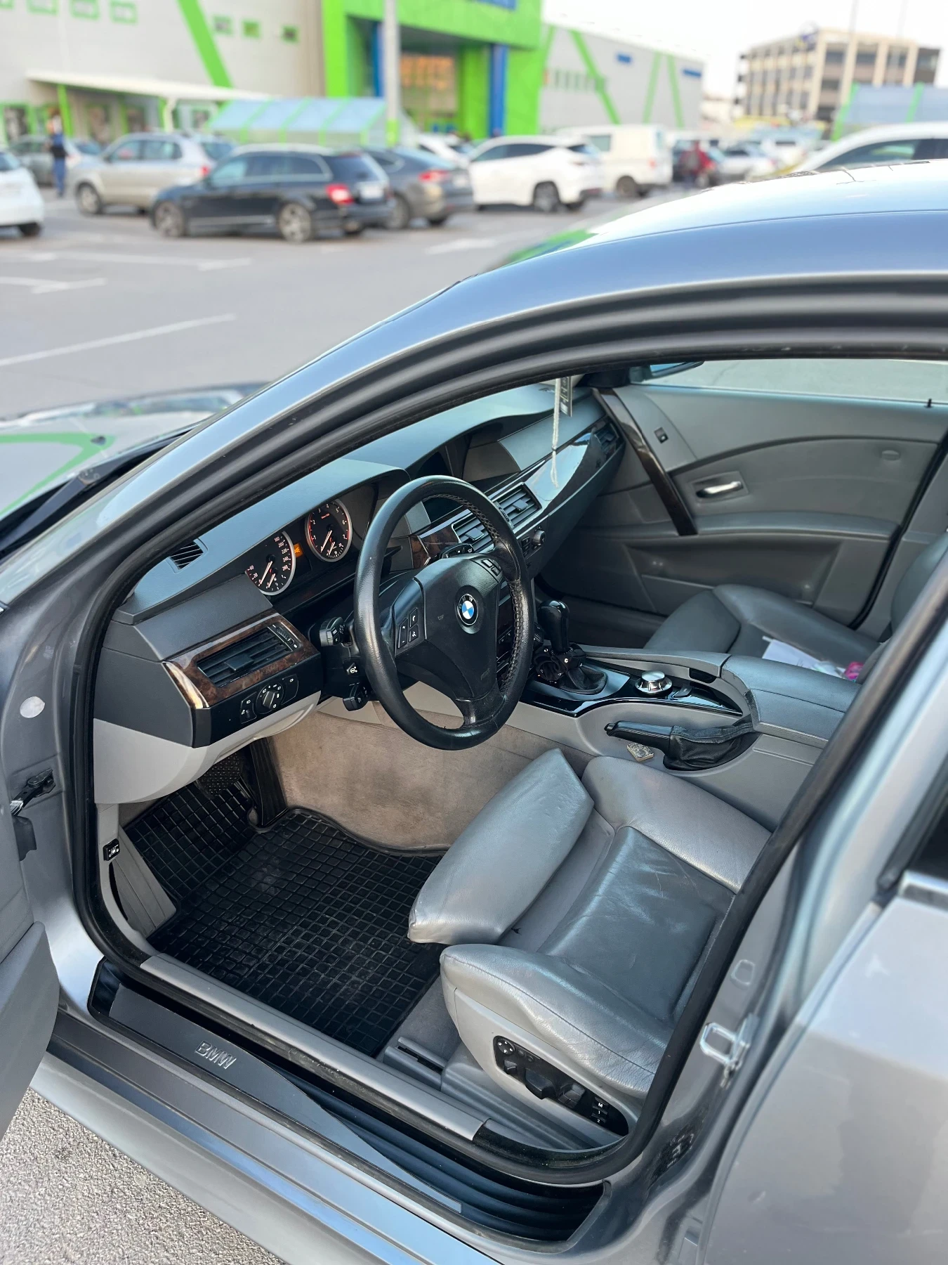 BMW 530, снимка 8 - Автомобили и джипове - 54128503