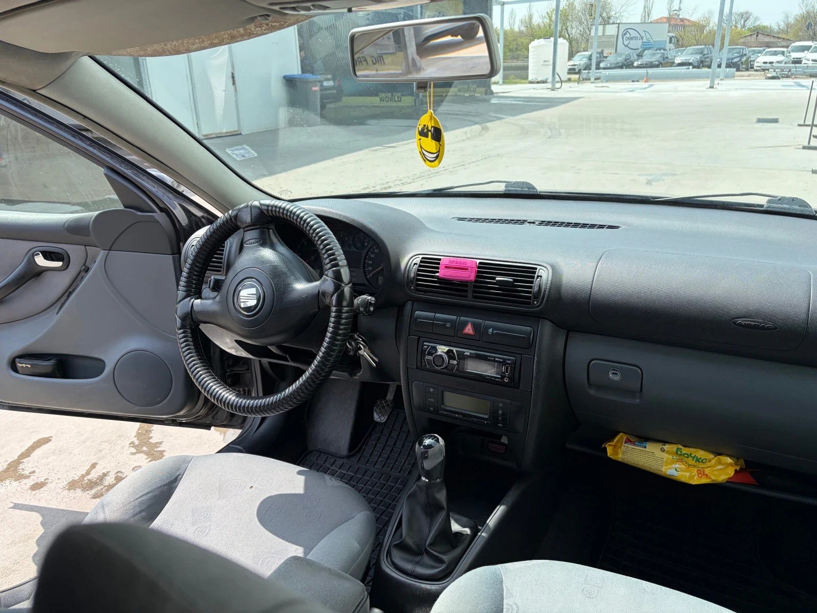 Seat Leon, снимка 10 - Автомобили и джипове - 54180459