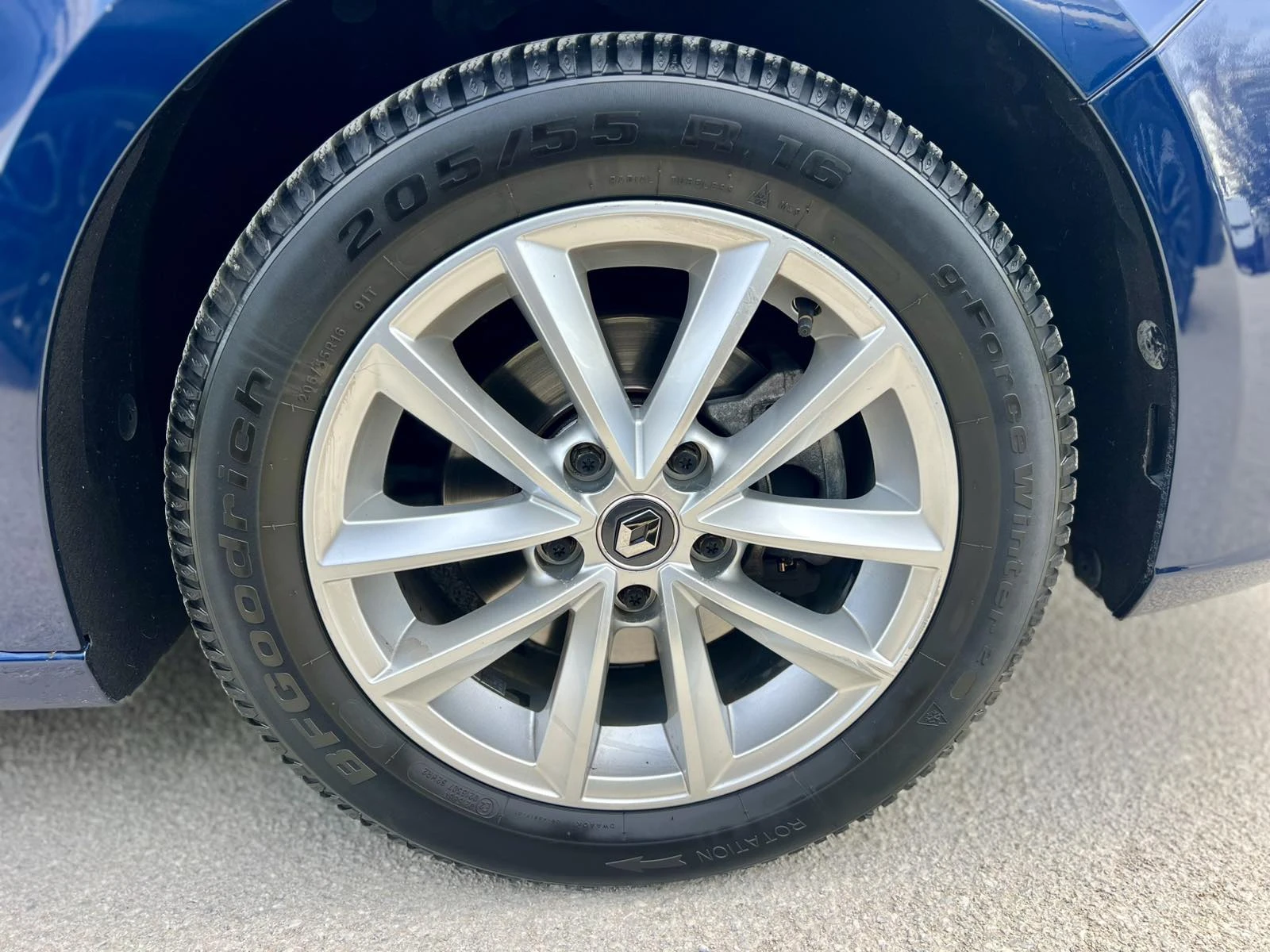 Renault Megane Sedan 1.3 TCe / 140 к.с., снимка 17 - Автомобили и джипове - 54218617