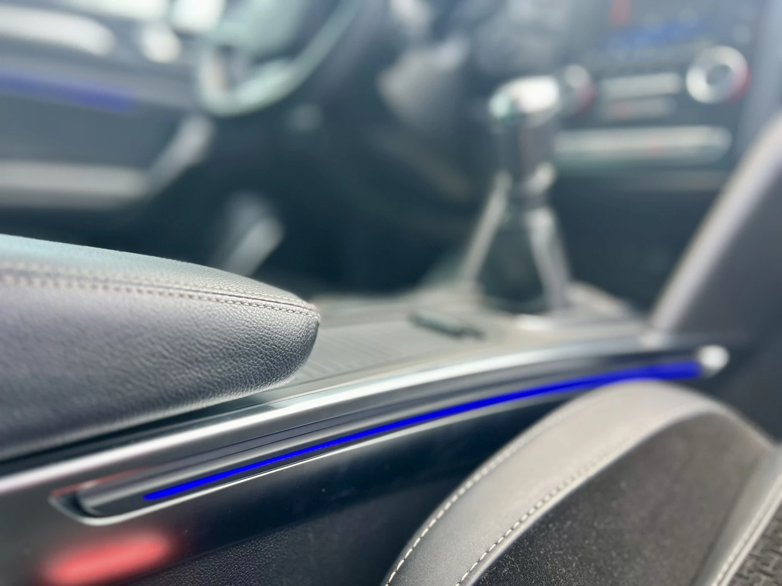 Renault Megane Sedan 1.3 TCe / 140 к.с., снимка 14 - Автомобили и джипове - 54218617