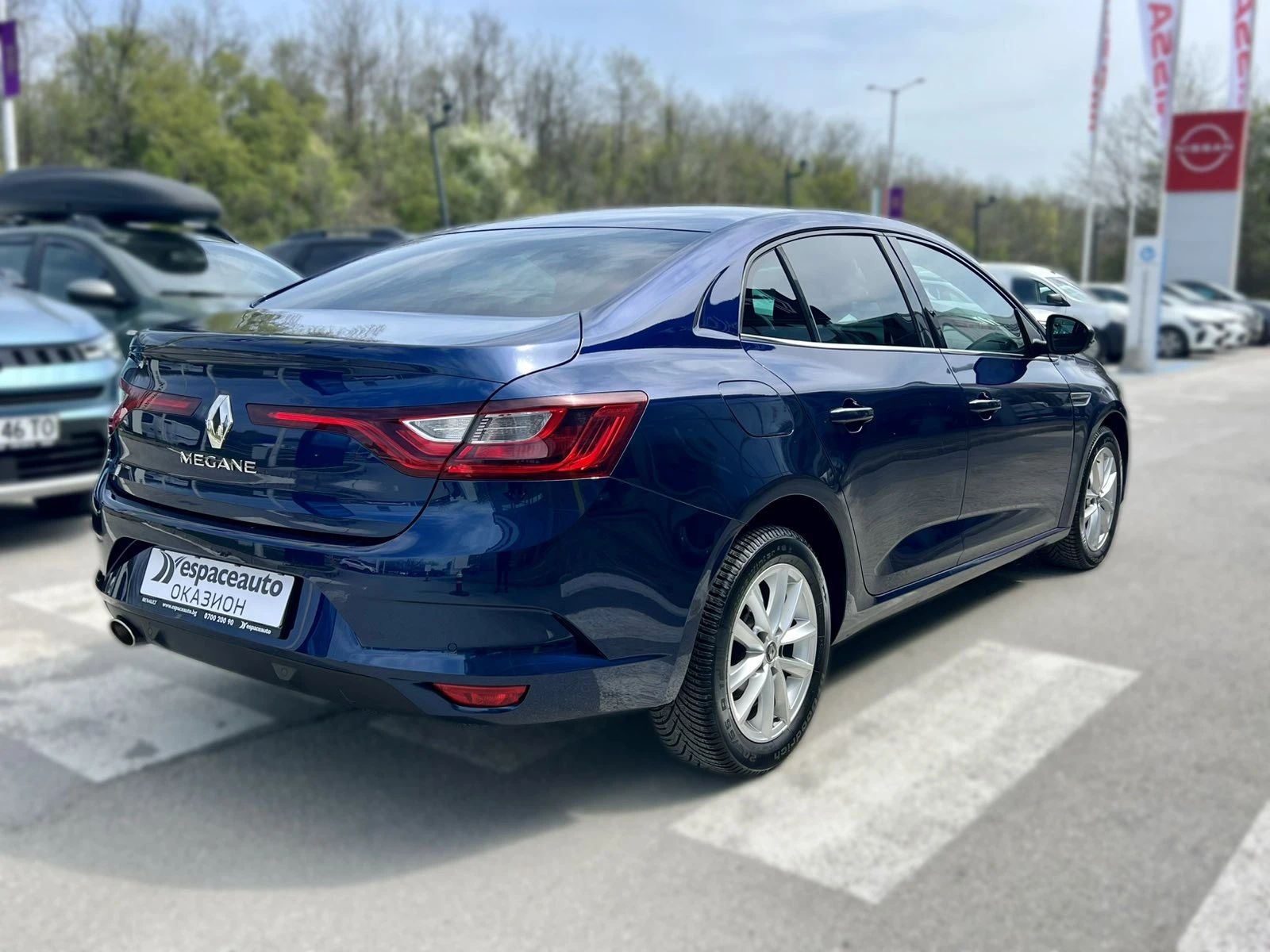 Renault Megane Sedan 1.3 TCe / 140 к.с., снимка 4 - Автомобили и джипове - 54218617