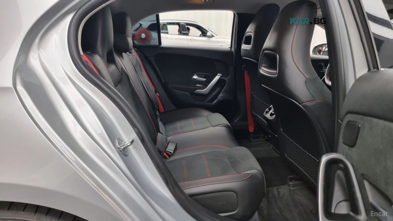 Mercedes-Benz A45 AMG 4MATIC* КАМЕРА* ПОДГРЕВ* LANE* ASSIST* KEYLESS* , снимка 10 - Автомобили и джипове - 54859475
